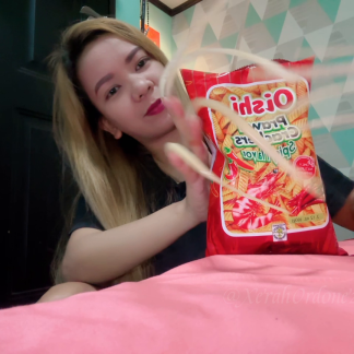ASMR crackers